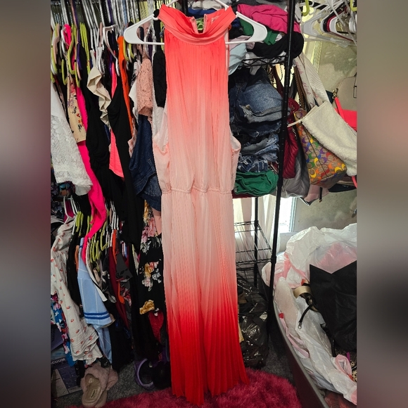⚘️NWOT L'ATISTE OMBRE PLEATED JUMPSUIT 3X - Picture 2 of 7